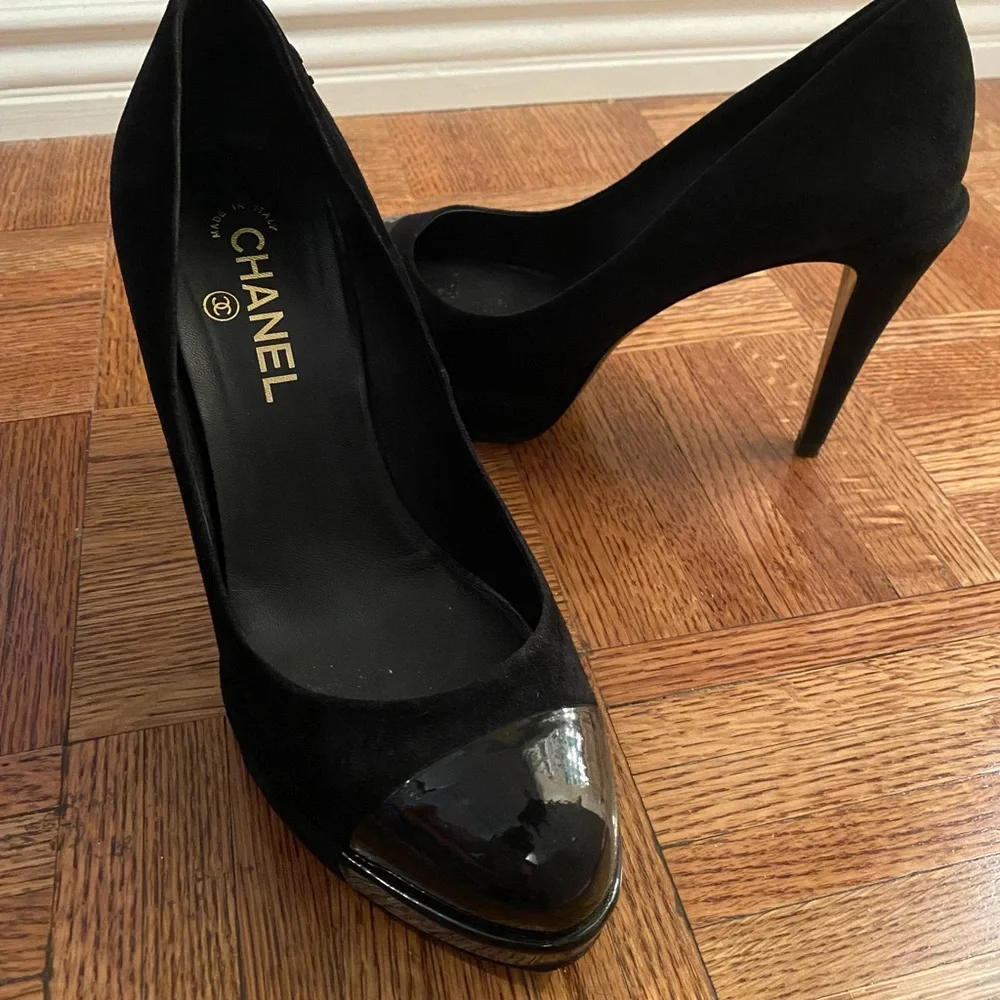 Chanel Black Suede Platform Pumps - Picture 1 of 6